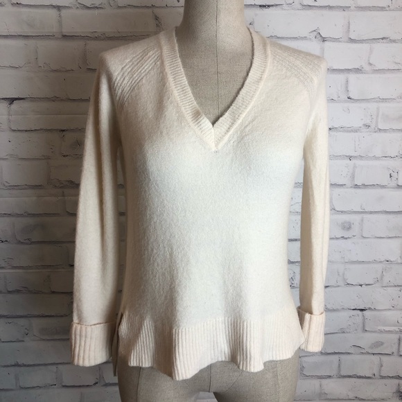 JCrew Wool Alpaca blend cream sweater. XXS - Picture 1 of 7